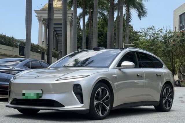 Used Nio ET5T 2023 75 kWh Touring