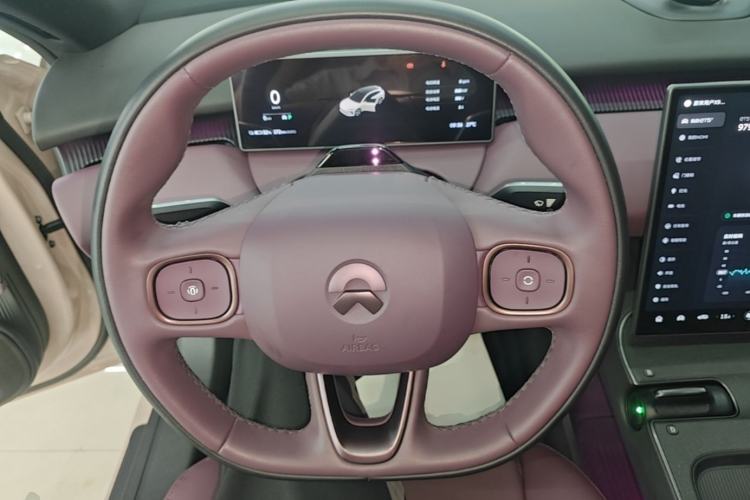 Used Nio ET5T 2023 75 kWh Touring Steering Wheel