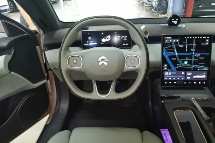 Used Nio ET5T 2023 75 kWh Touring Steering Wheel