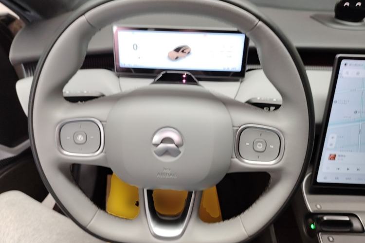 Used Nio ET5T 2023 75 kWh Touring Steering Wheel
