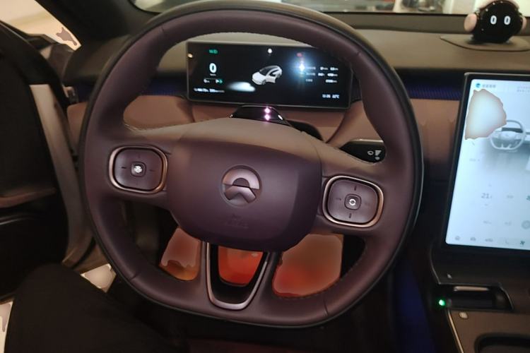 Used Nio ET5T 2023 75 kWh Touring Steering Wheel