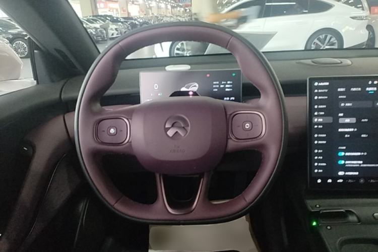 Used Nio ET5T 2023 75 kWh Touring Steering Wheel