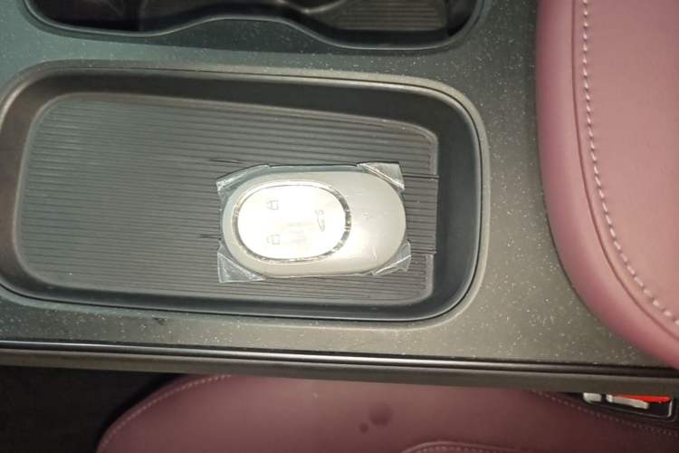 Used Nio ET5T 2023 75 kWh Touring Vehicle Key