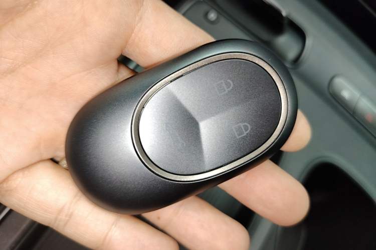 Used Nio ET5T 2023 75 kWh Touring Vehicle Key