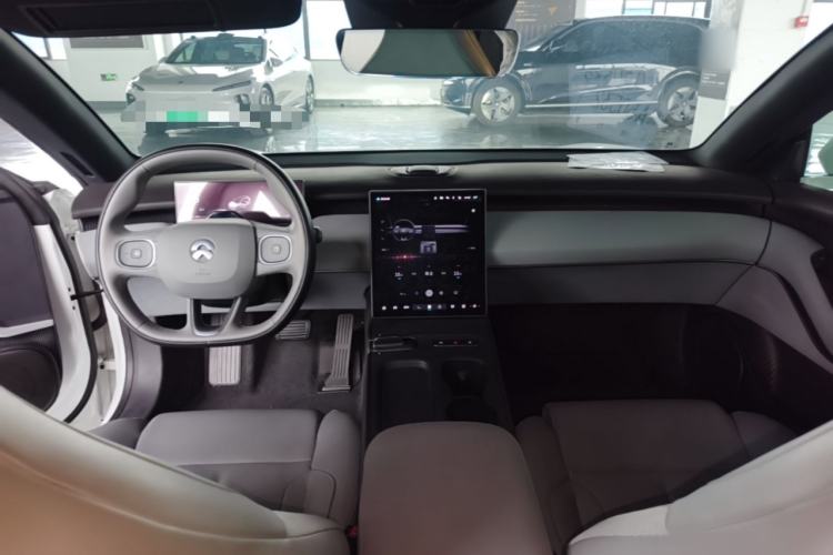 Used Nio ET5T 2023 75 kWh Touring Center Console