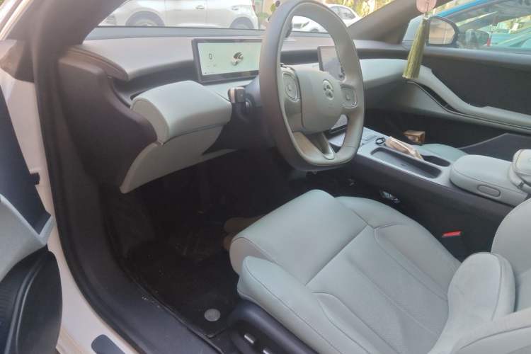 Used Nio ET5T 2023 75 kWh Touring Driver Seat