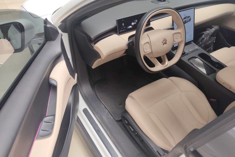 Used Nio ET5T 2023 75 kWh Touring Driver Seat