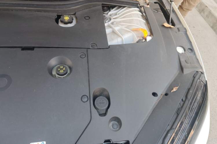 Used Nio ET5T 2023 75 kWh Touring Engine Bay Left