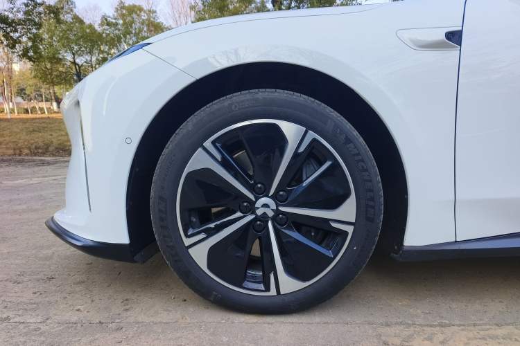 Used Nio ET5T 2023 75 kWh Touring Exterior 10