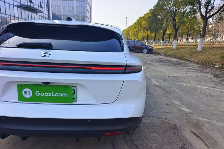 Used Nio ET5T 2023 75 kWh Touring Exterior 11