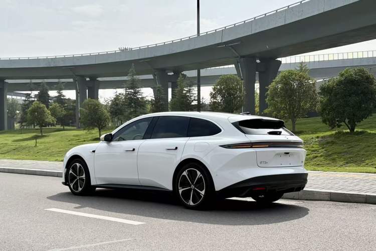Used Nio ET5T 2023 75 kWh Touring Exterior 3