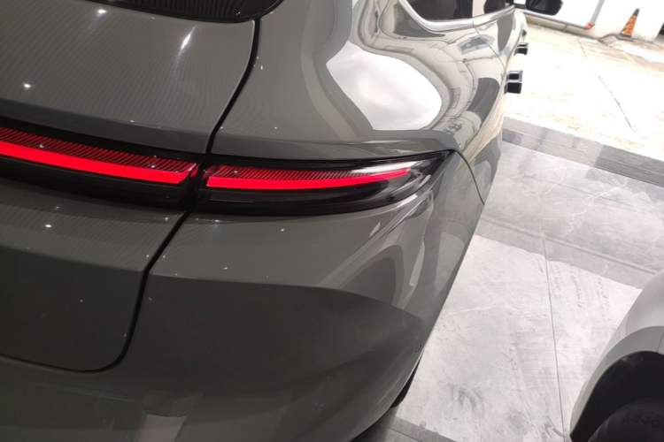 Used Nio ET5T 2023 75 kWh Touring Exterior 3