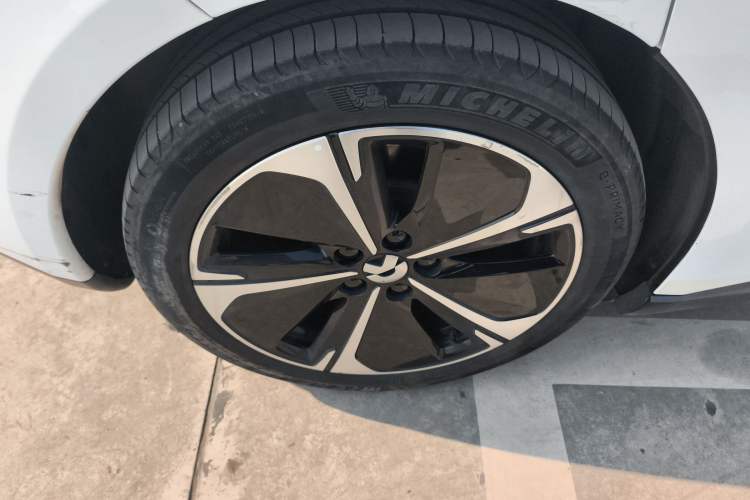 Used Nio ET5T 2023 75 kWh Touring Exterior 8