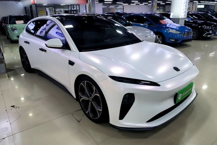 Used Nio ET5T 2023 75 kWh Touring Front Right 45 Deg