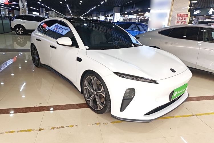 Used Nio ET5T 2023 75 kWh Touring Front Right 45 Deg