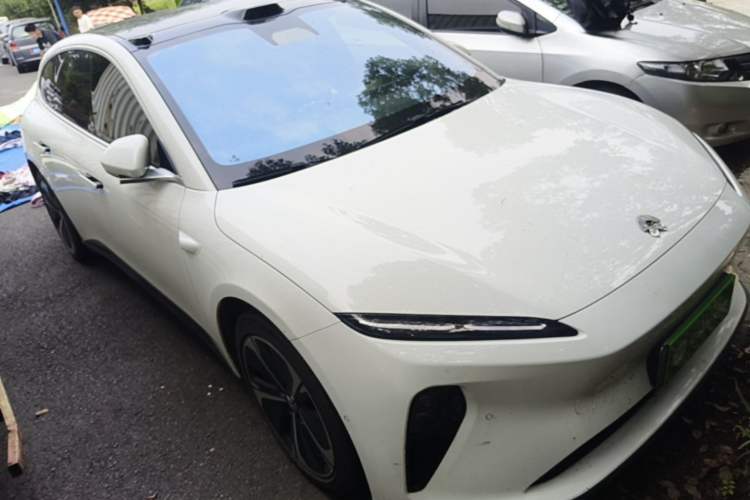Used Nio ET5T 2023 75 kWh Touring Front Right 45 Deg
