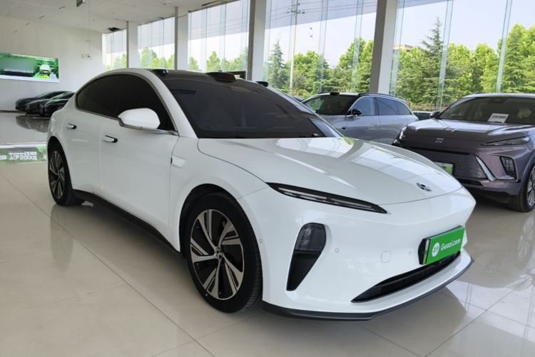 Used Nio ET5T 2023 75 kWh Touring Front Right 45 Deg