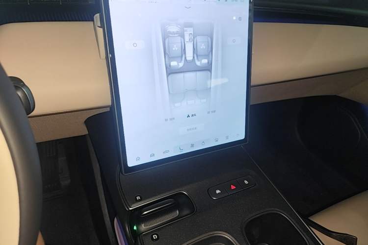 Used Nio ET5T 2023 75 kWh Touring Gear Lever