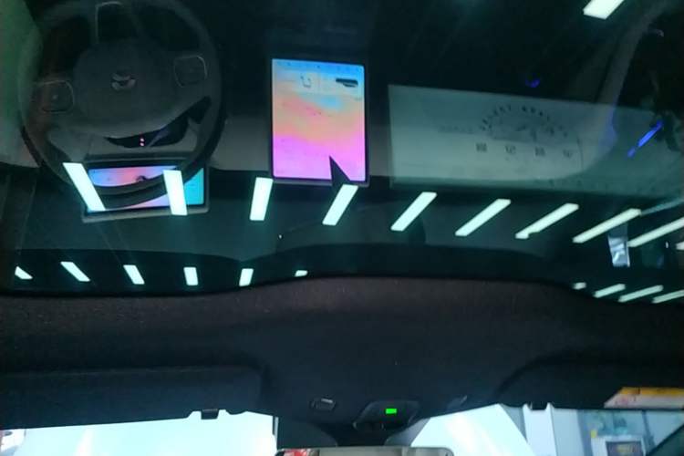 Used Nio ET5T 2023 75 kWh Touring Headliner