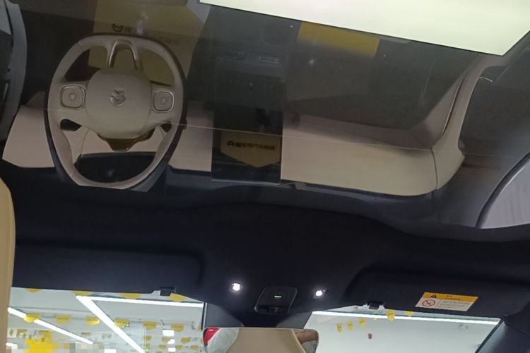Used Nio ET5T 2023 75 kWh Touring Headliner