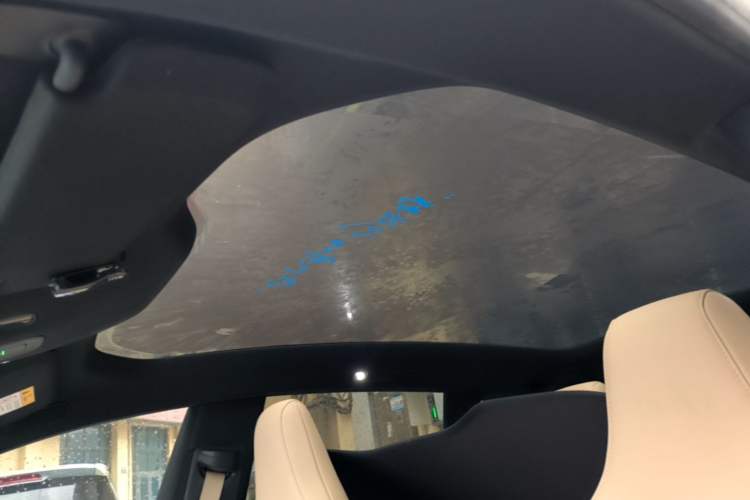 Used Nio ET5T 2023 75 kWh Touring Headliner