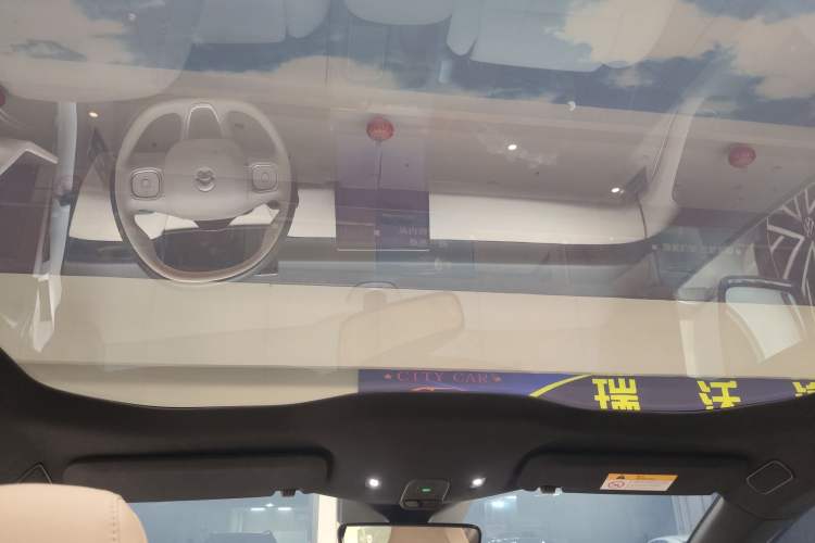 Used Nio ET5T 2023 75 kWh Touring Headliner