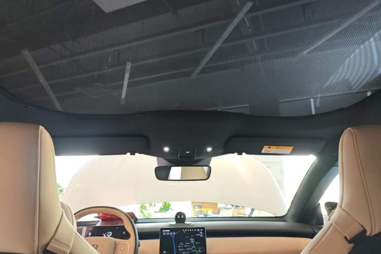 Used Nio ET5T 2023 75 kWh Touring Headliner