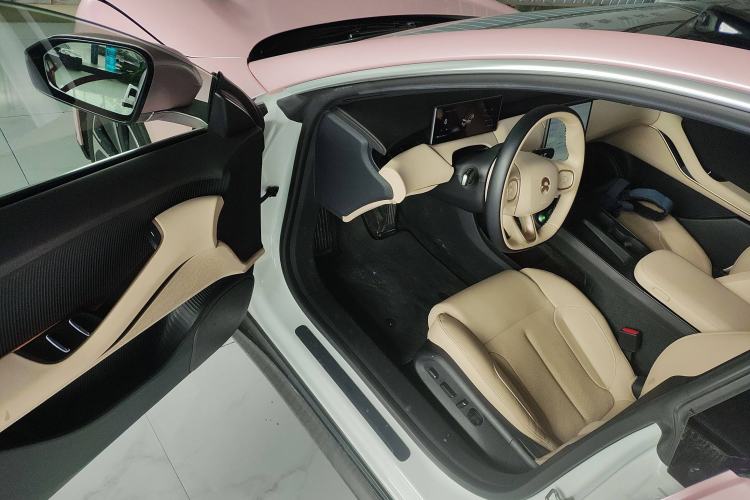 Used Nio ET5T 2023 75 kWh Touring Interior 3