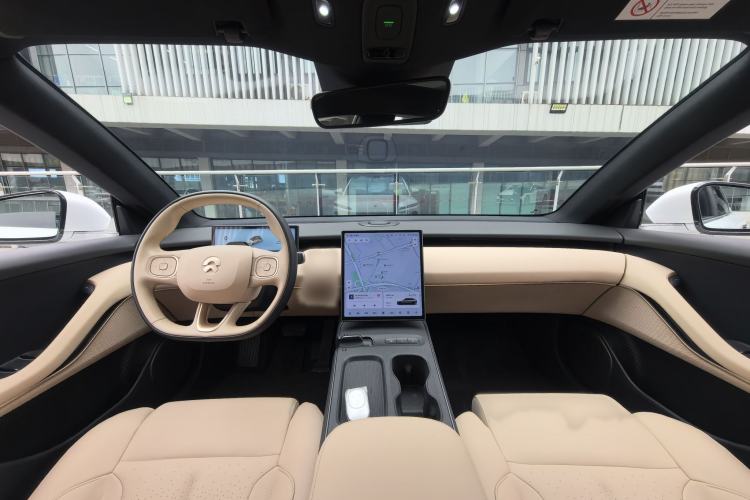 Used Nio ET5T 2023 75 kWh Touring Interior 4