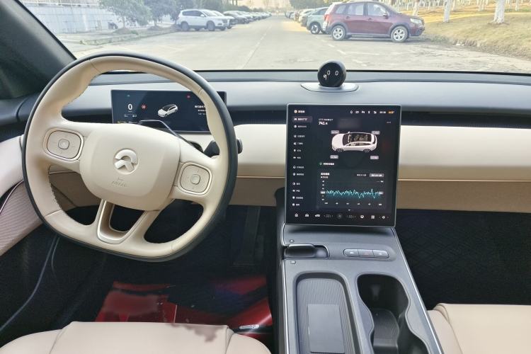 Used Nio ET5T 2023 75 kWh Touring Interior 6
