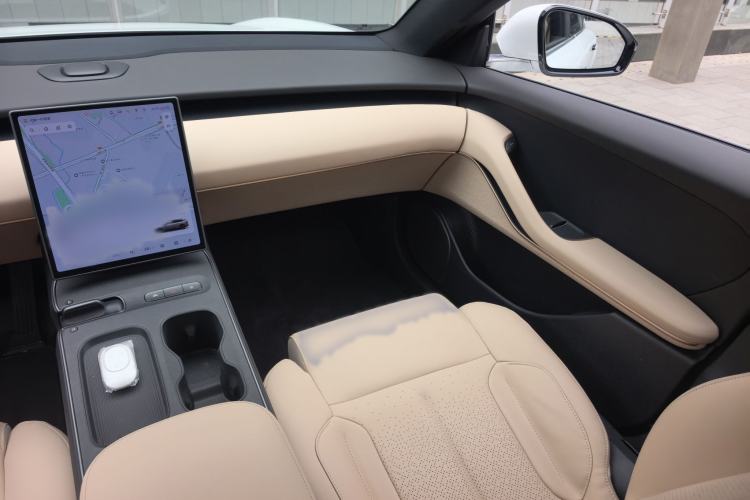 Used Nio ET5T 2023 75 kWh Touring Interior 7