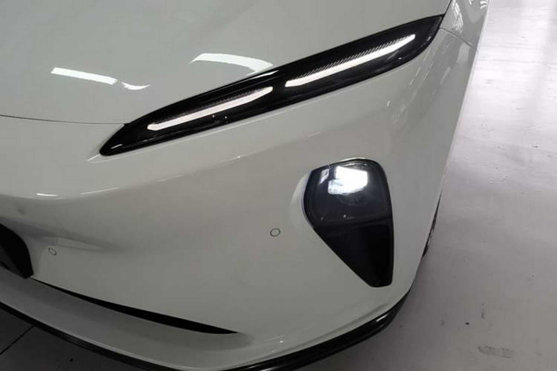 Used Nio ET5T 2023 75 kWh Touring Left Front Headlight