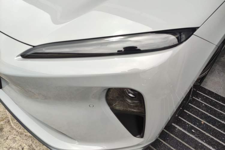 Used Nio ET5T 2023 75 kWh Touring Left Front Headlight