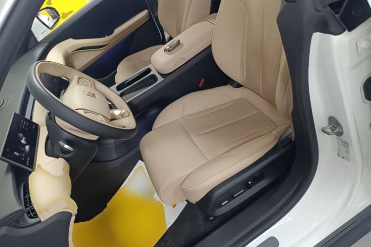 Used Nio ET5T 2023 75 kWh Touring Left Front Seat