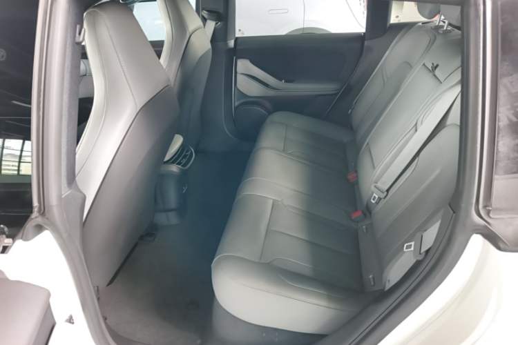 Used Nio ET5T 2023 75 kWh Touring Left Rear Seat