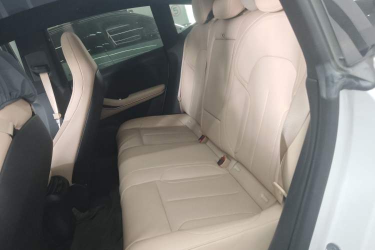Used Nio ET5T 2023 75 kWh Touring Left Rear Seat