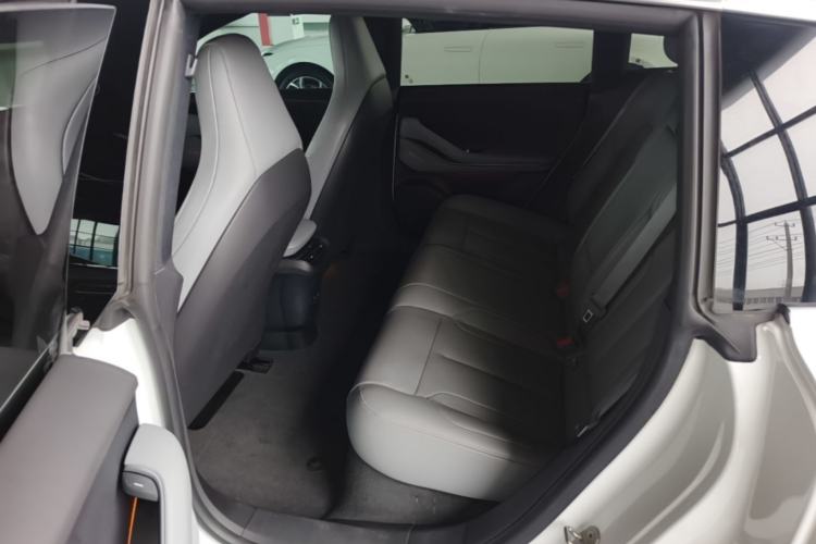 Used Nio ET5T 2023 75 kWh Touring Left Rear Seat