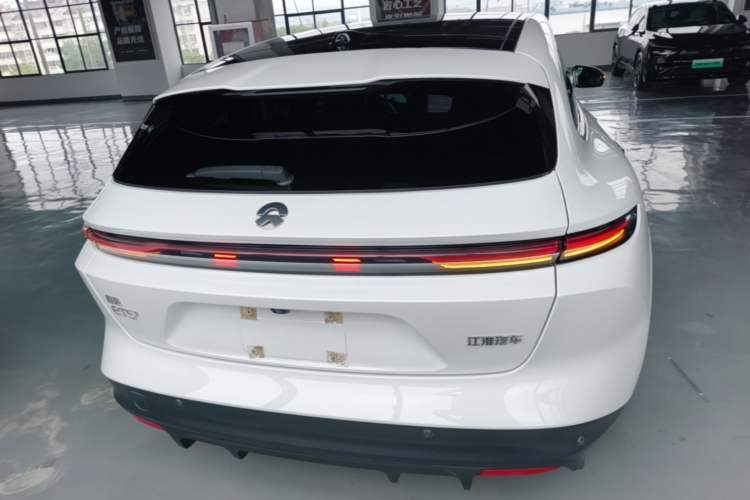 Used Nio ET5T 2023 75 kWh Touring Rear