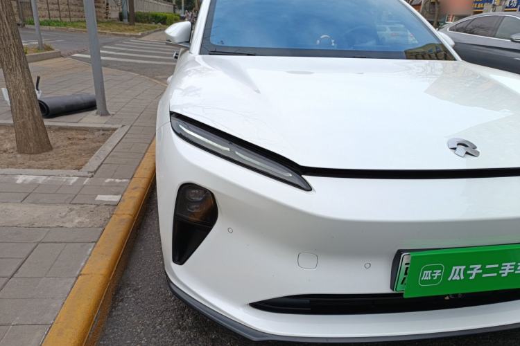 Used Nio ET5T 2023 75 kWh Touring Right Front Headlight