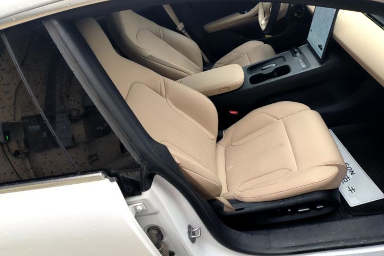 Used Nio ET5T 2023 75 kWh Touring Right Front Seat