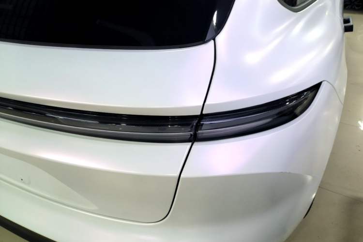 Used Nio ET5T 2023 75 kWh Touring Right Rear Taillight