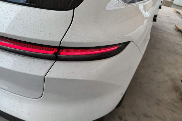 Used Nio ET5T 2023 75 kWh Touring Right Rear Taillight