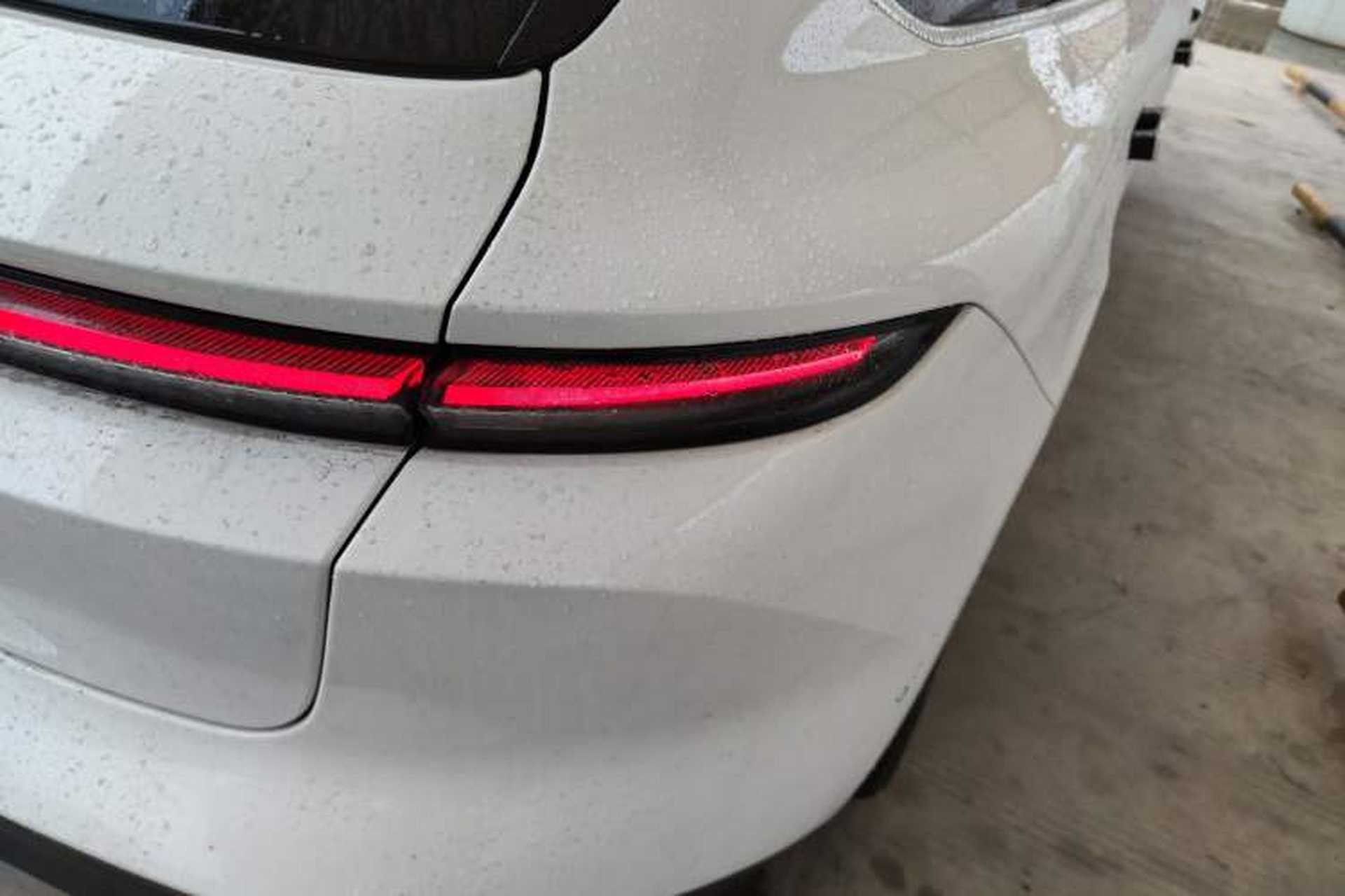 Used Nio ET5T 2023 75 kWh Touring Right Rear Taillight