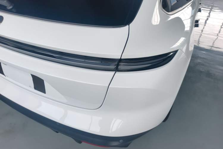 Used Nio ET5T 2023 75 kWh Touring Right Rear Taillight