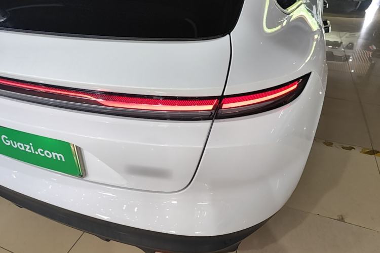 Used Nio ET5T 2023 75 kWh Touring Right Rear Taillight