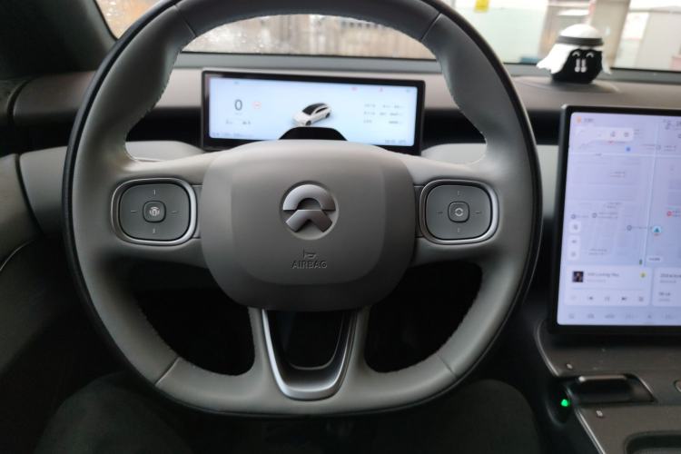 Used Nio ET5T 2023 75 kWh Touring Steering Wheel