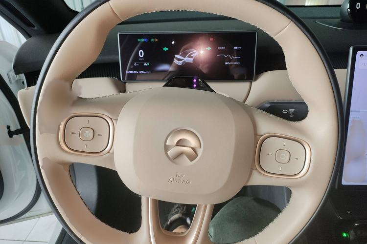 Used Nio ET5T 2023 75 kWh Touring Steering Wheel