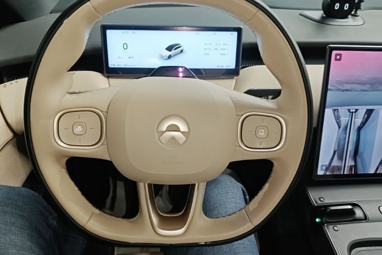 Used Nio ET5T 2023 75 kWh Touring Steering Wheel