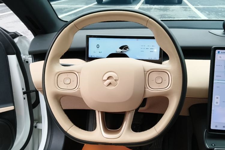 Used Nio ET5T 2023 75 kWh Touring Steering Wheel
