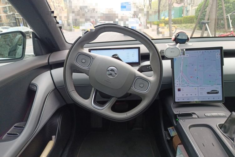 Used Nio ET5T 2023 75 kWh Touring Steering Wheel